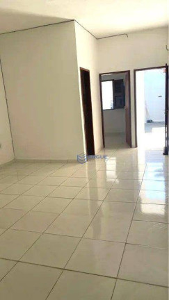Imagem Casa com 2 Quartos à Venda, 80 m² em Montenegro Ii - Fortaleza