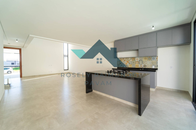 Imagem Casa à Venda, em Jundiaí Imagem Casa à Venda, em Jundiaí
