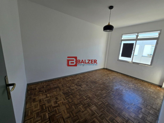 Imagem Apartamento com 2 Quartos à Venda, 60 m² em Trindade - Florianópolis