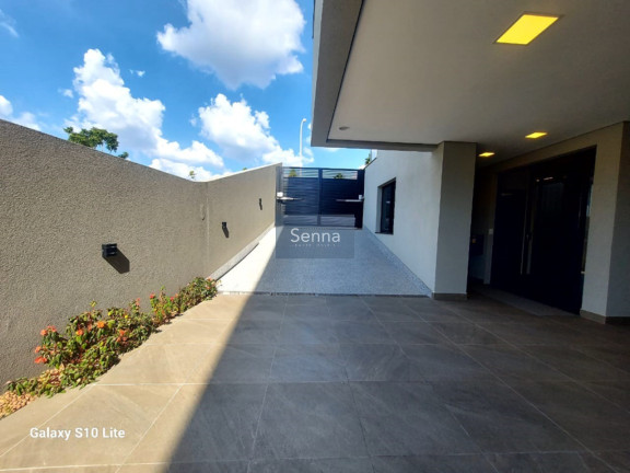 Imagem Casa com 4 Quartos à Venda, 490 m² em Vila Nova Esperia - Jundiaí Imagem Casa com 4 Quartos à Venda, 490 m² em Vila Nova Esperia - Jundiaí