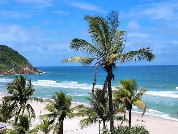 Apartamento com 2 Quartos à Venda, 68 m² em Tombo - Guarujá
