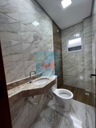 Casa com 2 Quartos à Venda, 43 m² em Maracanã - Praia Grande