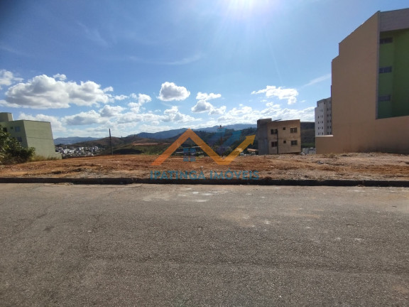 Terreno à Venda, 342 m² em Parque Veneza - Santana Do Paraíso