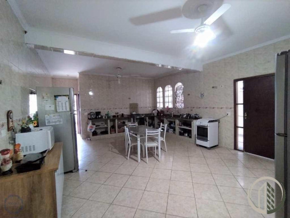 Imagem Casa com 4 Quartos à Venda, 357 m² em Campo Grande - Santos