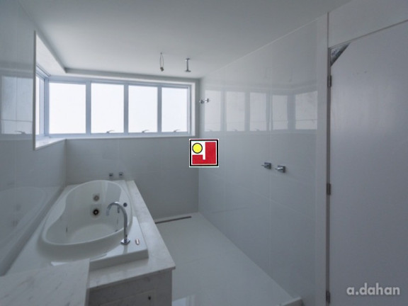 Imagem Apartamento com 4 Quartos à Venda, 381 m² em Barra Da Tijuca - Rio De Janeiro Imagem Apartamento com 4 Quartos à Venda, 381 m² em Barra Da Tijuca - Rio De Janeiro