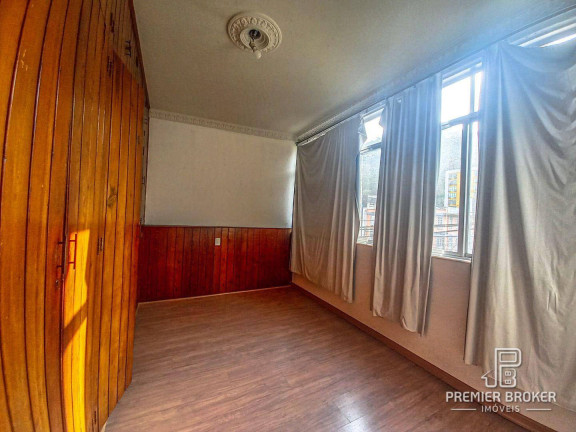 Imagem Apartamento com 1 Quarto à Venda, 50 m² em Várzea - Teresópolis
