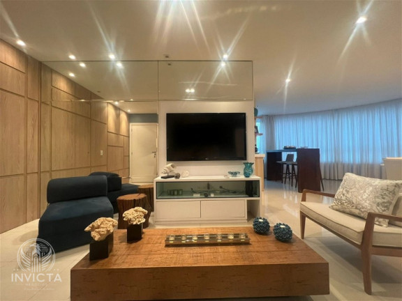 Apartamento com 3 Quartos à Venda, 128 m² em Pioneiros - Balneário Camboriú