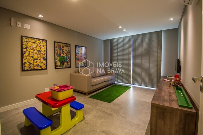 Imagem Cobertura com 3 Quartos à Venda, 240 m² em Centro - Itajaí