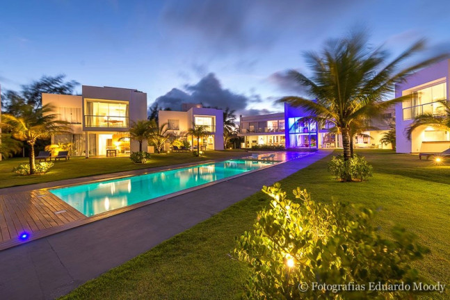 Imóvel com 30 Quartos à Venda, 8.000 m² em Itacimirim - Camaçari