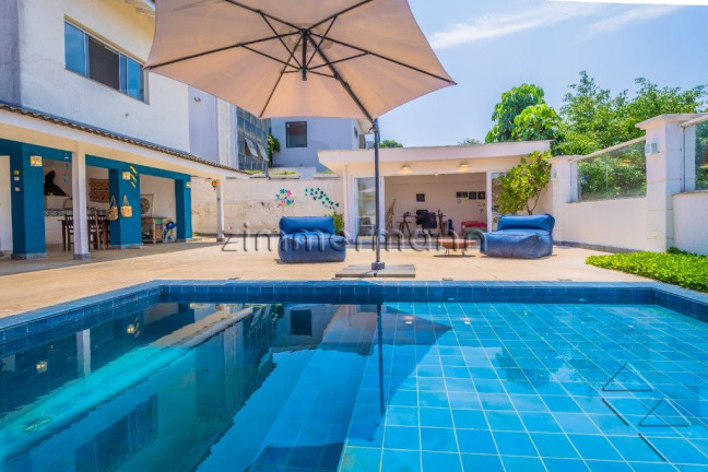 Imagem Casa com 3 Quartos à Venda, 525 m² em Pacaembu - São Paulo