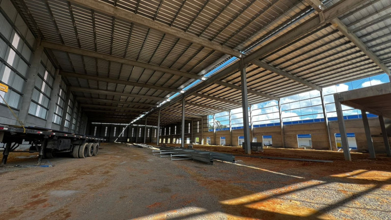 Galpão para Alugar, 8.500 m² em Brilhante I - Itajaí