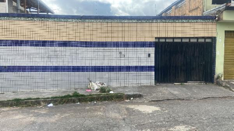 Casa com 3 Quartos à Venda, 420 m² em Parque Industrial De Betim - Betim