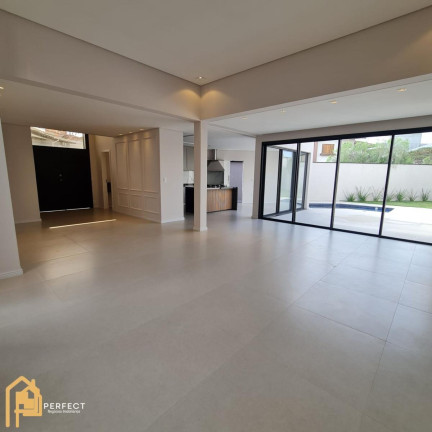 Imagem Casa com 4 Quartos à Venda, 270 m² em Caminho Novo - Tremembé Imagem Casa com 4 Quartos à Venda, 270 m² em Caminho Novo - Tremembé