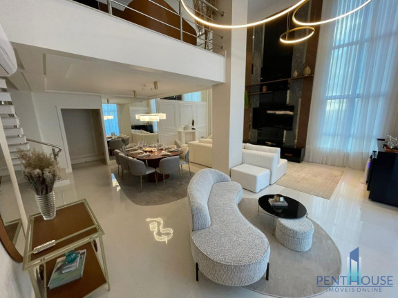 Apartamento com 3 Quartos à Venda, 256 m² em Centro - Balneário Camboriú