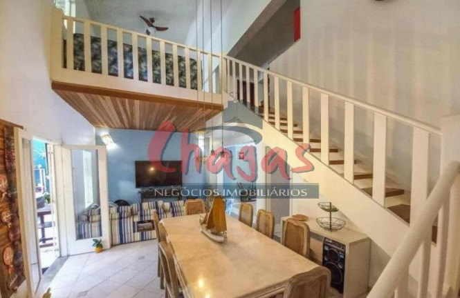 Imagem Sobrado com 6 Quartos à Venda, 380 m² em Tabatinga - Caraguatatuba Imagem Sobrado com 6 Quartos à Venda, 380 m² em Tabatinga - Caraguatatuba