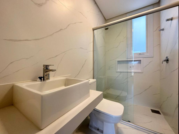 Imagem Casa com 4 Quartos à Venda, em -- - Capao Da Canoa Imagem Casa com 4 Quartos à Venda, em -- - Capao Da Canoa