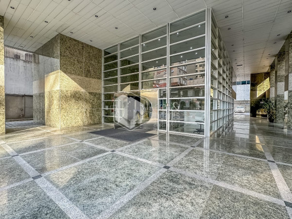 Sala Comercial à Venda, 438 m² em Cerqueira César - São Paulo