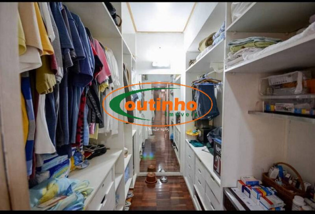Imagem Apartamento com 4 Quartos à Venda, 167 m² em Tijuca - Rio De Janeiro Imagem Apartamento com 4 Quartos à Venda, 167 m² em Tijuca - Rio De Janeiro