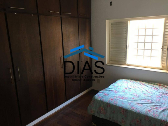 Imagem Casa com 3 Quartos à Venda, 528 m² em Vila José Bonifácio - Araraquara Imagem Casa com 3 Quartos à Venda, 528 m² em Vila José Bonifácio - Araraquara