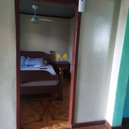 Imagem Casa com 3 Quartos à Venda, 250 m² em Vila Ipanema - Piraquara
