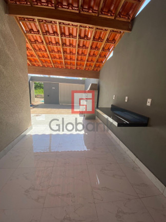 Casa com 3 Quartos à Venda,  em Alcides Rabelo - Montes Claros