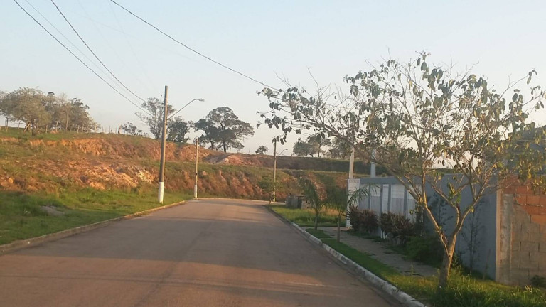 Terreno em Condomínio à Venda, 1.220 m² em Portal Do Sol - Jundiaí