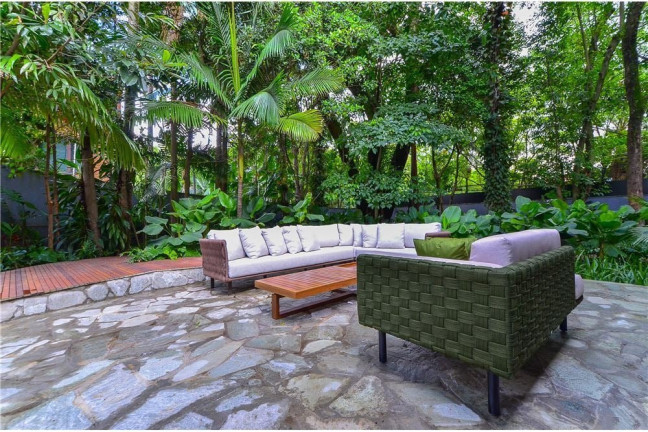 Imagem Casa com 4 Quartos à Venda, 1.117 m² em Jardim Europa - São Paulo Imagem Casa com 4 Quartos à Venda, 1.117 m² em Jardim Europa - São Paulo