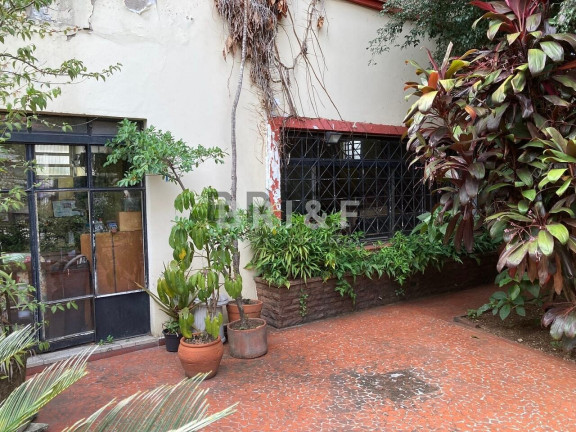 Imagem Sobrado com 3 Quartos para Alugar, 207 m² em Vila Mariana - São Paulo