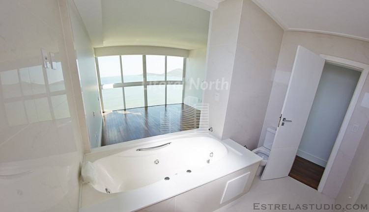 Imagem Cobertura com 3 Quartos à Venda, 275 m² em Barra Norte - Balneário Camboriú