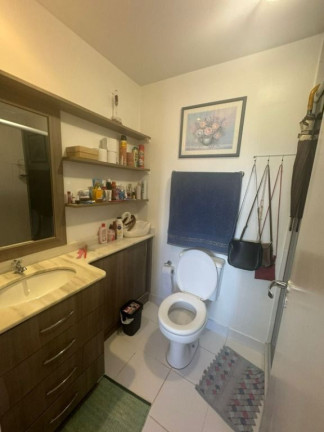 Imagem Apartamento com 2 Quartos à Venda, 70 m² em Vila Ipiranga - Porto Alegre