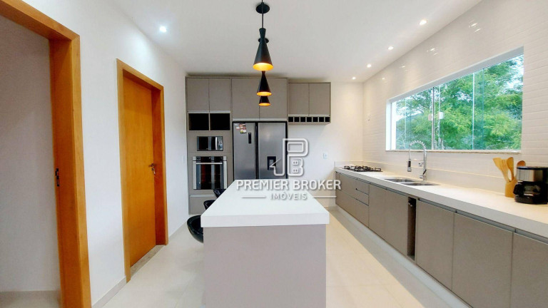 Imagem Casa com 4 Quartos à Venda, 223 m² em Albuquerque - Teresópolis Imagem Casa com 4 Quartos à Venda, 223 m² em Albuquerque - Teresópolis