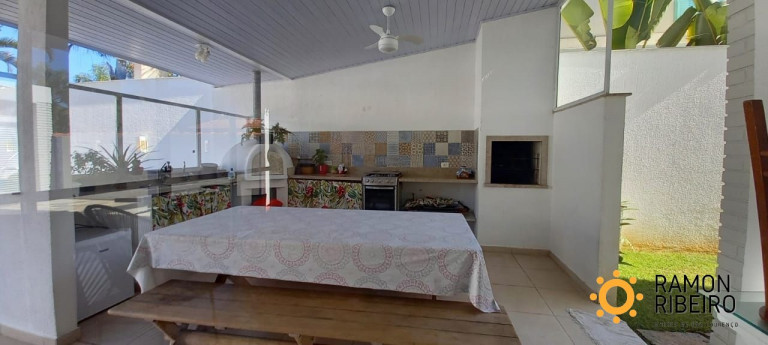 Imagem Imóvel com 4 Quartos à Venda,  em Riviera - Bertioga