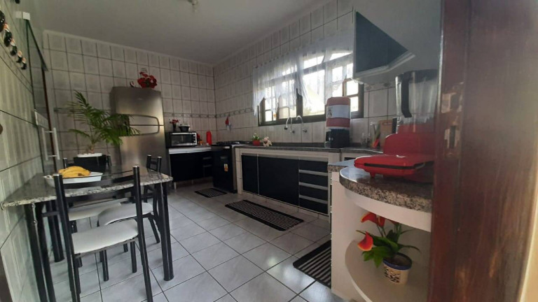 Imagem Casa com 5 Quartos à Venda, 71 m² em Jardim Savoy - Itanhaém Imagem Casa com 5 Quartos à Venda, 71 m² em Jardim Savoy - Itanhaém