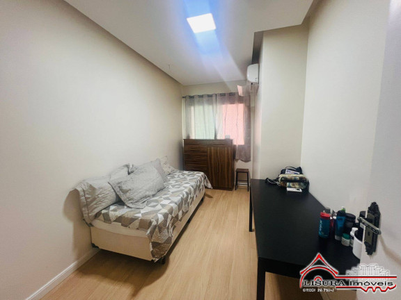 Imagem Casa de Condomínio com 3 Quartos à Venda, 171 m² em Parque Santo Antônio - Jacareí Imagem Casa de Condomínio com 3 Quartos à Venda, 171 m² em Parque Santo Antônio - Jacareí