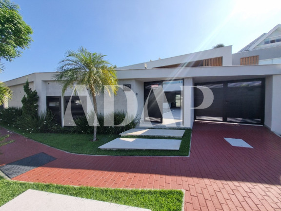 Imagem Casa com 5 Quartos à Venda, 300 m² em Barra Da Tijuca - Rio De Janeiro Imagem Casa com 5 Quartos à Venda, 300 m² em Barra Da Tijuca - Rio De Janeiro