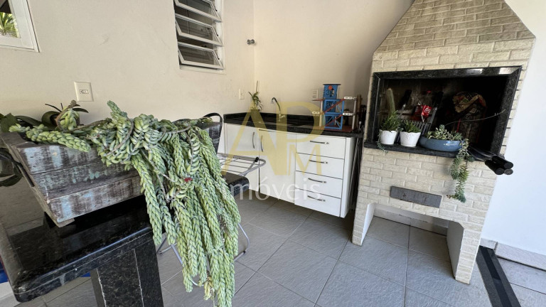 Imagem Casa com 4 Quartos à Venda, 300 m² em Centro - Palhoça Imagem Casa com 4 Quartos à Venda, 300 m² em Centro - Palhoça