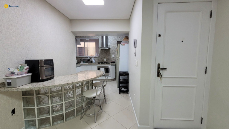 Imagem Apartamento com 3 Quartos à Venda, 152 m² em Centro - Florianópolis Imagem Apartamento com 3 Quartos à Venda, 152 m² em Centro - Florianópolis