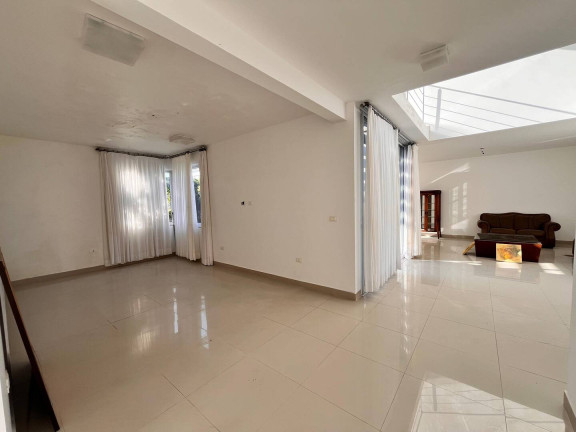 Imagem Casa com 3 Quartos à Venda, em Campeche - Florianópolis Imagem Casa com 3 Quartos à Venda, em Campeche - Florianópolis