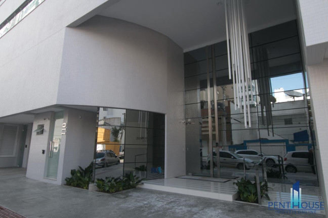 Imagem Apartamento com 3 Quartos à Venda, 128 m² em Centro - Balneário Camboriú Imagem Apartamento com 3 Quartos à Venda, 128 m² em Centro - Balneário Camboriú
