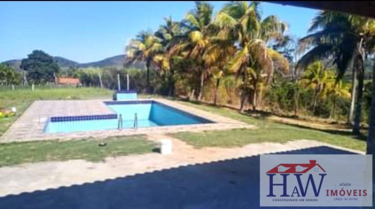Imagem Imóvel com 3 Quartos à Venda, 25 m² em Madressilva (bacaxá) - Saquarema Imagem Imóvel com 3 Quartos à Venda, 25 m² em Madressilva (bacaxá) - Saquarema