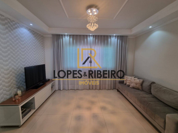 Imagem Casa com 3 Quartos à Venda, 250 m² em Jardim Regina - Botucatu