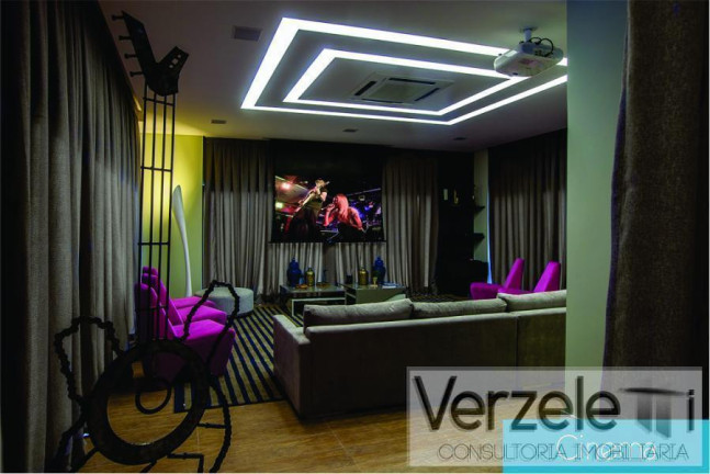 Imagem Casa com 5 Quartos à Venda, 700 m² em Centro - Camboriú Imagem Casa com 5 Quartos à Venda, 700 m² em Centro - Camboriú