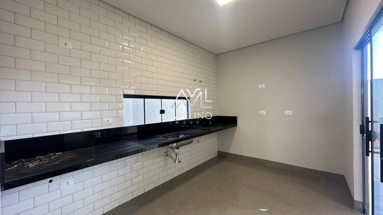 Imagem Casa com 4 Quartos à Venda, 122 m² em Parque Residencial Rita Vieira - Campo Grande