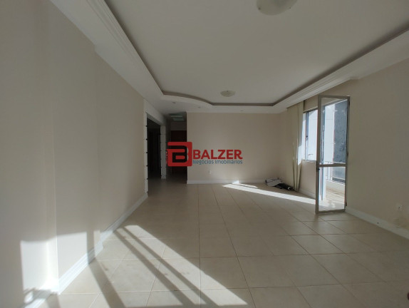 Imagem Apartamento com 3 Quartos à Venda, 182 m² em Centro - Florianópolis Imagem Apartamento com 3 Quartos à Venda, 182 m² em Centro - Florianópolis