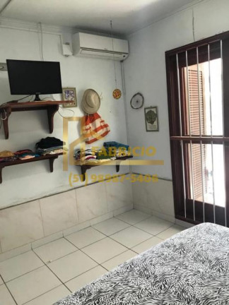 Imagem Casa com 5 Quartos à Venda, 110 m² em Capão Novo - Capão Da Canoa