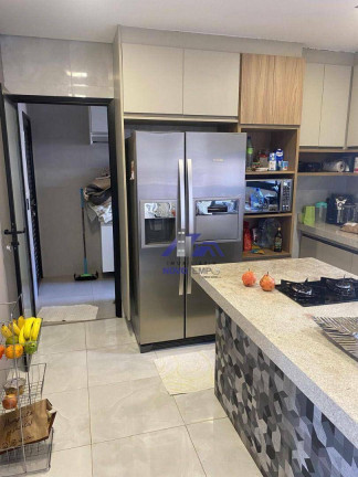 Imagem Sobrado com 3 Quartos à Venda, 252 m² em Jardim Nova Yorque - Araçatuba