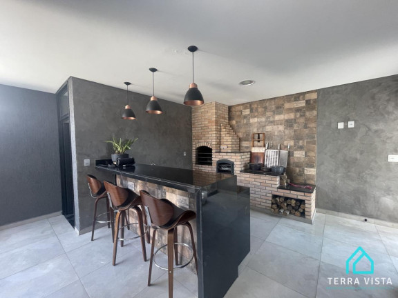 Casa de Condomínio com 4 Quartos à Venda, 320 m²