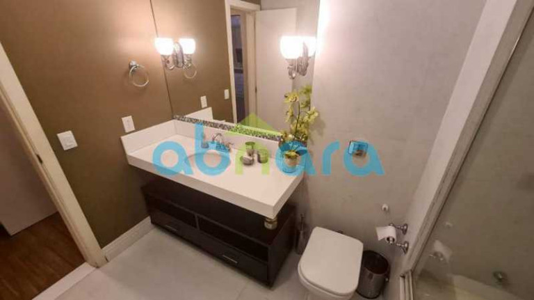 Imagem Apartamento com 3 Quartos à Venda, 119 m² em Copacabana - Rio De Janeiro Imagem Apartamento com 3 Quartos à Venda, 119 m² em Copacabana - Rio De Janeiro