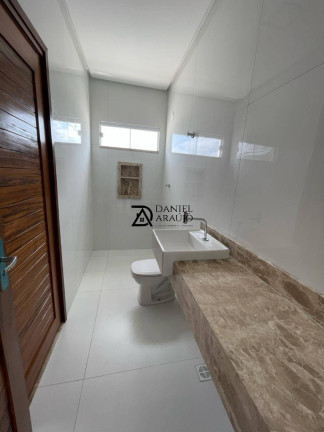 Imagem Casa com 3 Quartos à Venda,  em Mossoró