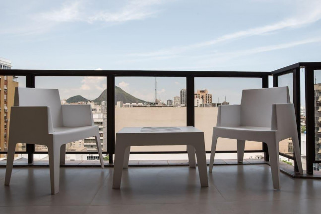 Imagem Flat com 1 Quarto para Temporada, 58 m² em Leblon - Rio De Janeiro